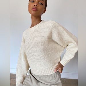 Aritzia Babaton 100% alpaca cream cropped crew neck pullover sweater